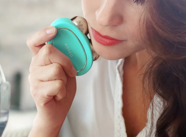 OSO™ Entrenamiento facial completo. Para mejorar las arrugas y la firmeza.
